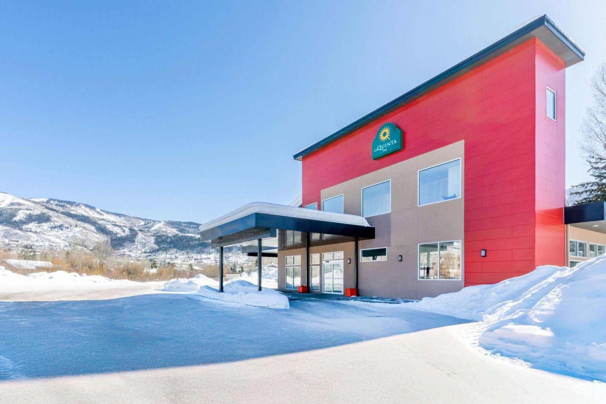 La Quinta Inn By Wyndham Steamboat Springs Exterior photo